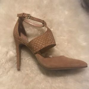 Steve Madden Tan Mixed Media Heels
